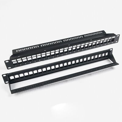 Leeres Netz-Schalttafel-Unshielded Schalttafel RJ45 24 Port-1U