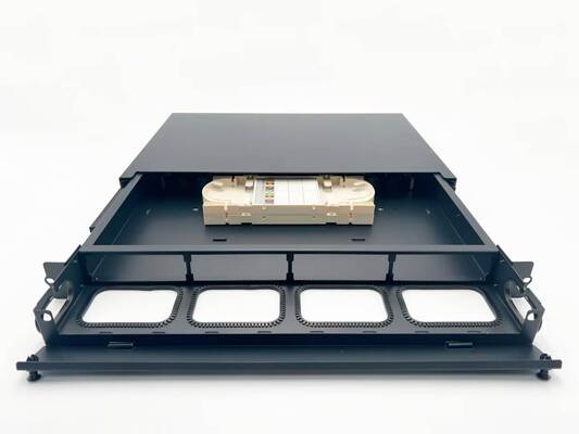 1U Cores MTP MPO -LC Patch Panel ODF Gehäuse Schiebetyp für 4 Kassetten mit Kabelmanagement